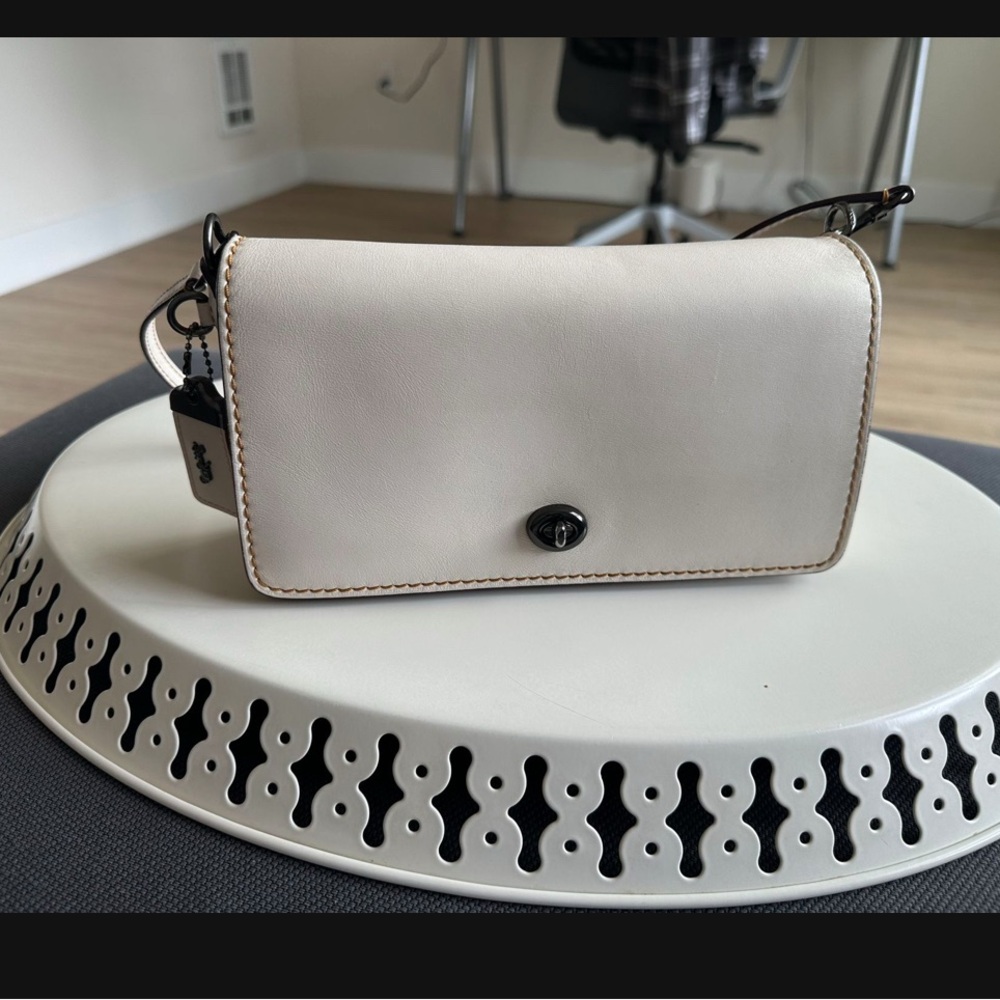 Elegant Cream Women's Bag